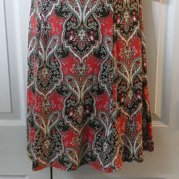 Eye Candy cold shoulder paisley butter soft midi dress   Sz M  NWT - Picture 2 of 9